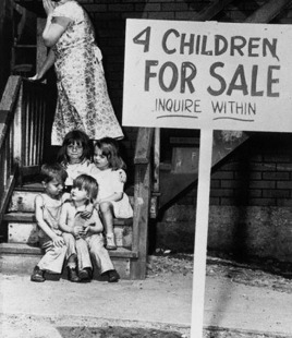 Μάνα βάζει πωλητήριο στα παιδιά της, Σικάγο, 1948, Νεοφιλελεύθερος, Νεοφιλελέ, neoliberal, neoliberalism