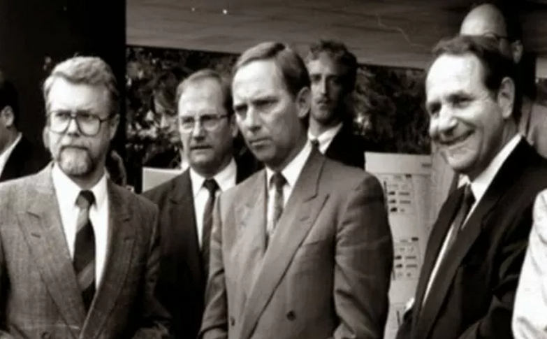 Το μαφίοζικο παρελθόν του Σοιμπλε  Schäuble als Don Corleone  #Schaeuble #Grexit #Varoufakis 