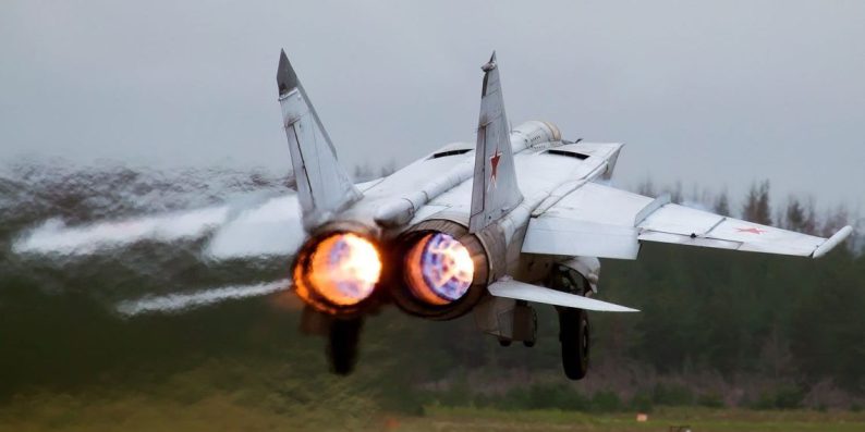 Mikoyan-Gurevich MiG-25 МиГ-25 Foxbat